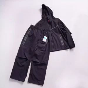 Chándal Nike Tech Fleece oversize ENVÍO 72 HORAS