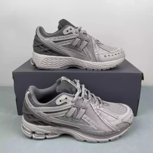 NEW BALANCE 1906 Graphite