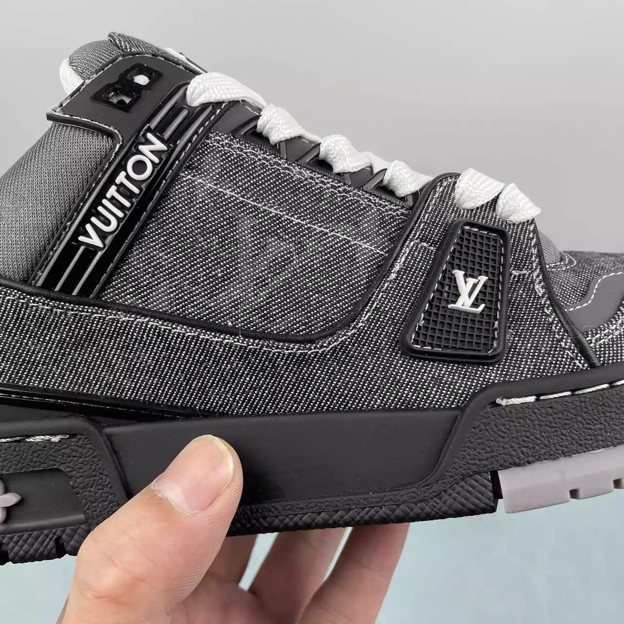 Louis Vuitton Trainers negras G5 Carbon - Imagen 5
