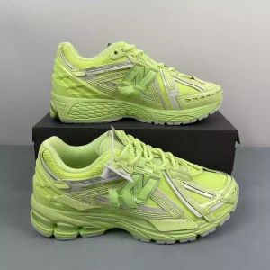 NEW BALANCE 1906 Fluorescent