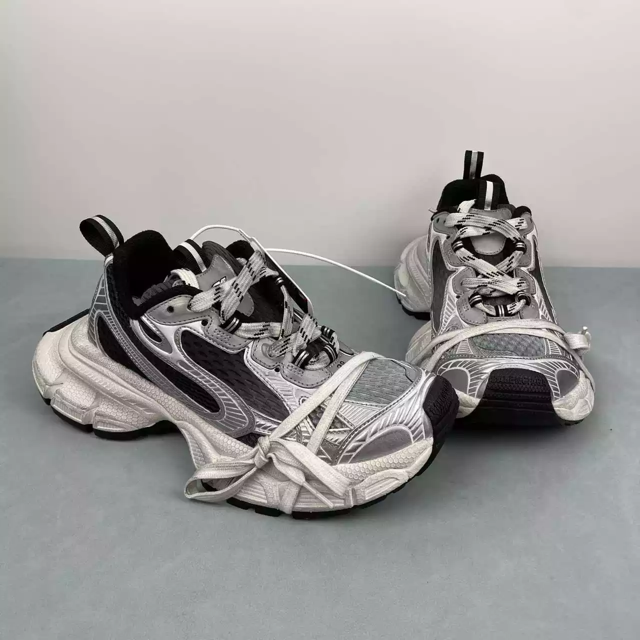 Balenciaga 3XL Void Grey - Imagen 2