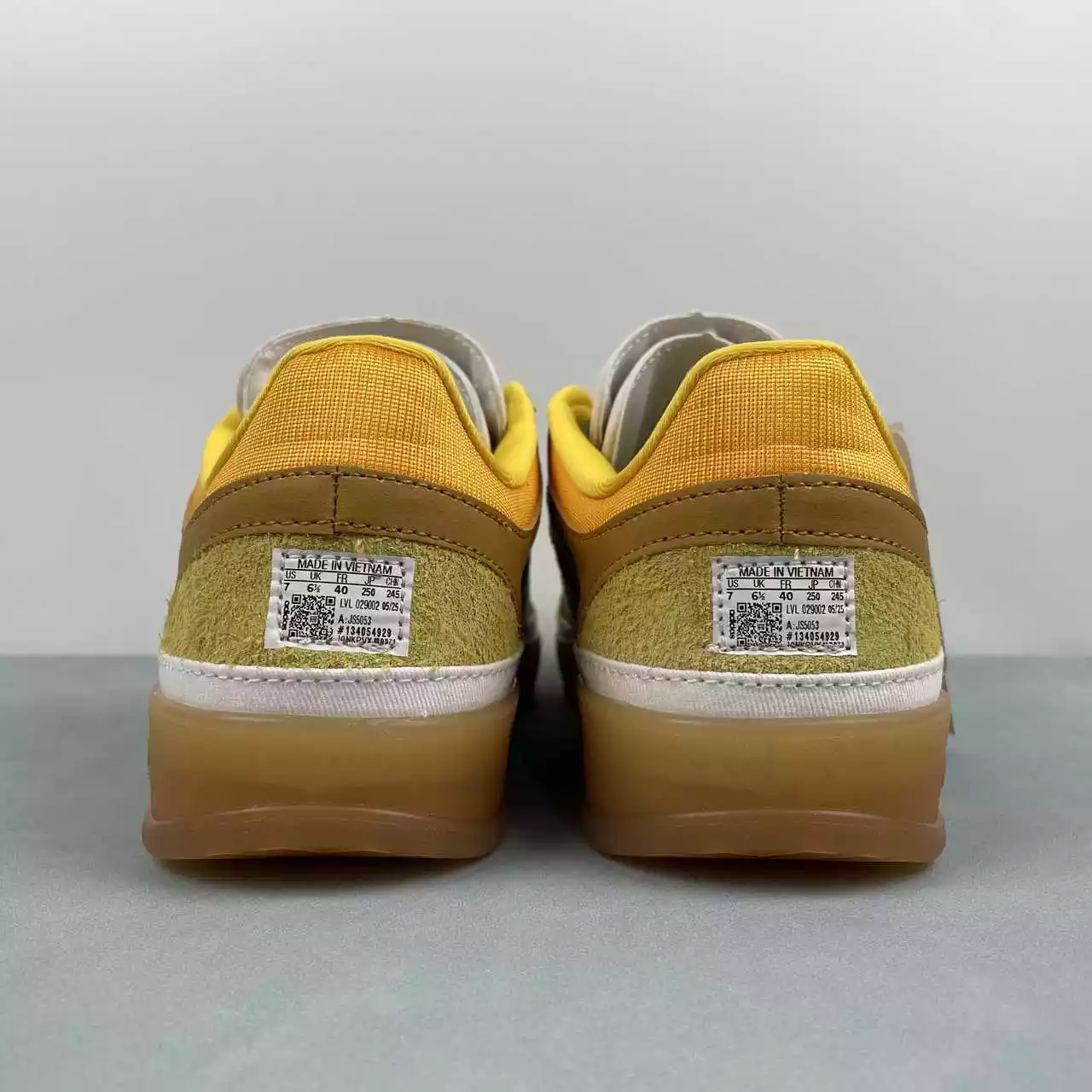 Adidas Gazelle Bad Bunny "Lemon" - Imagen 7
