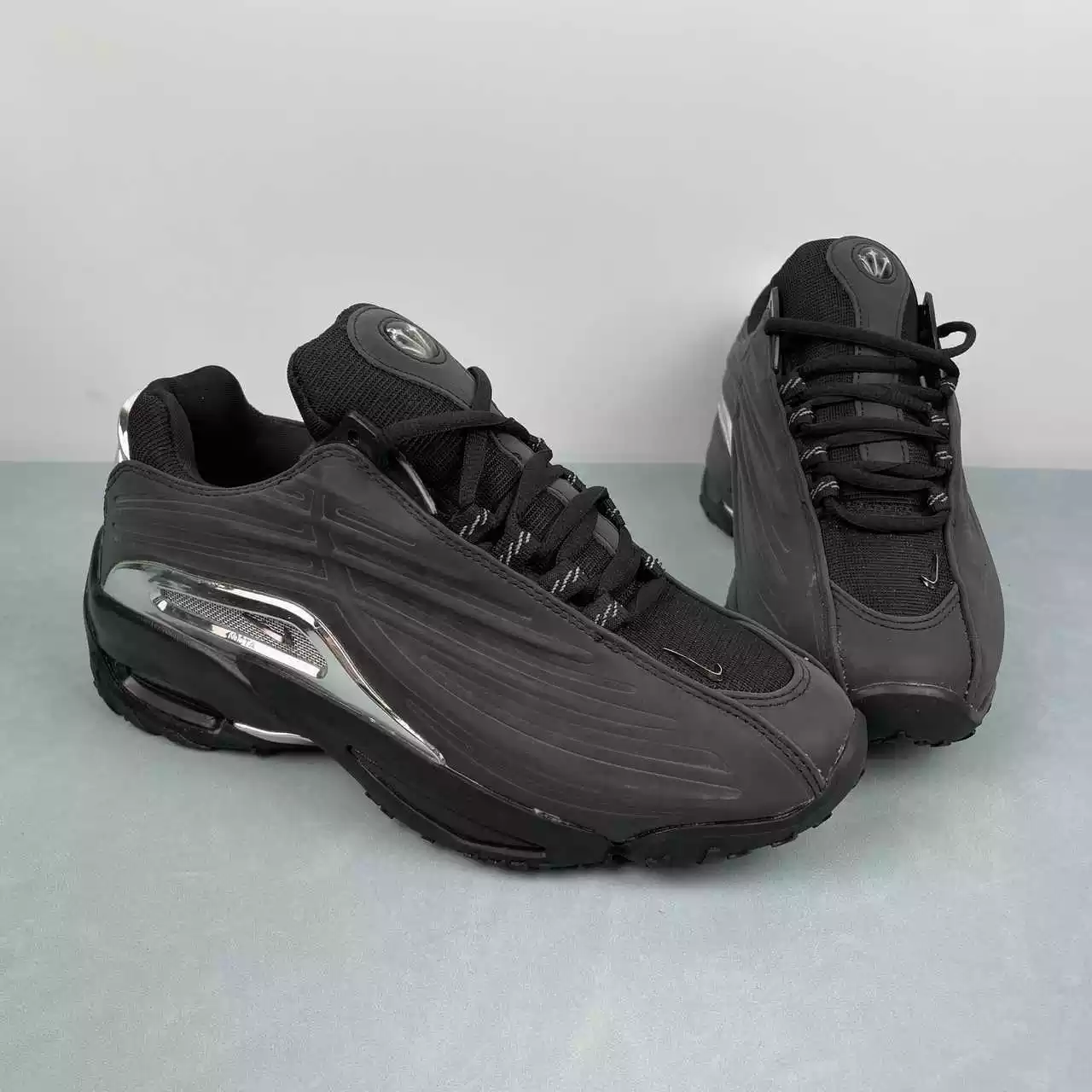 Nike Nocta Hot Step 2 negro plata - Imagen 2
