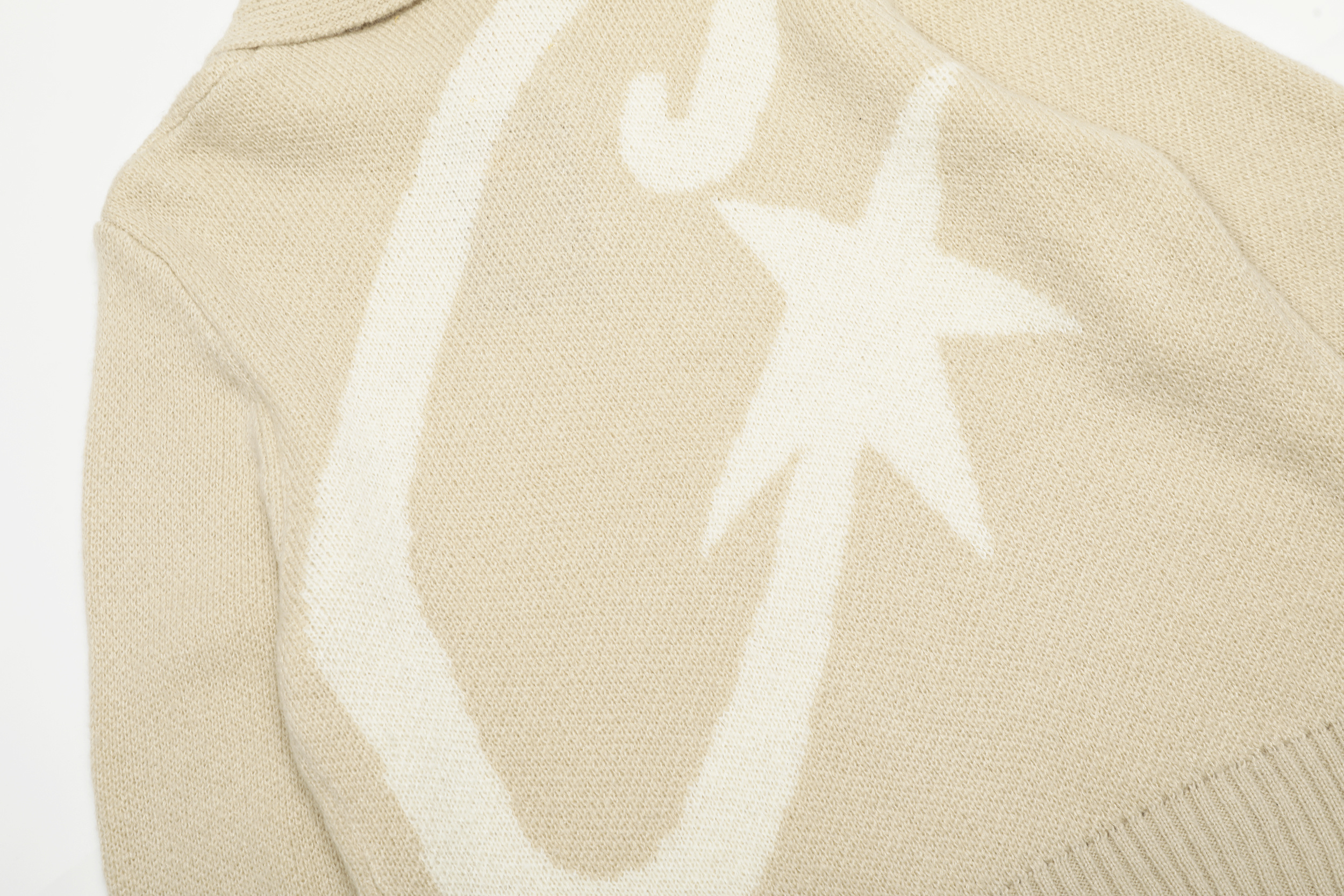 Suéter Corteiz beige - Imagen 3