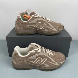 New Balance 204L Mushroom