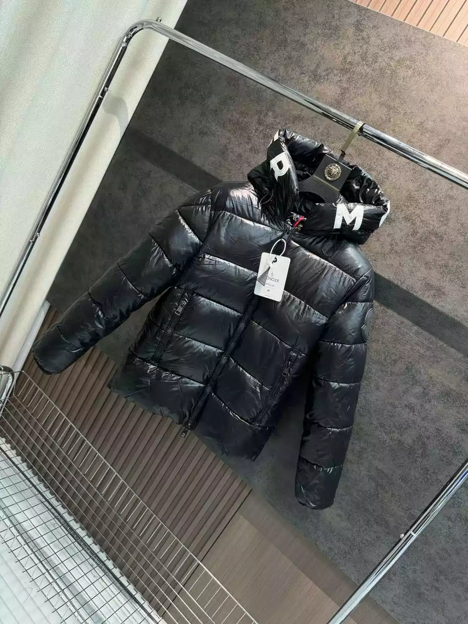 Chaqueta acolchada Moncler letras ENVÍO 72HORAS - Imagen 2