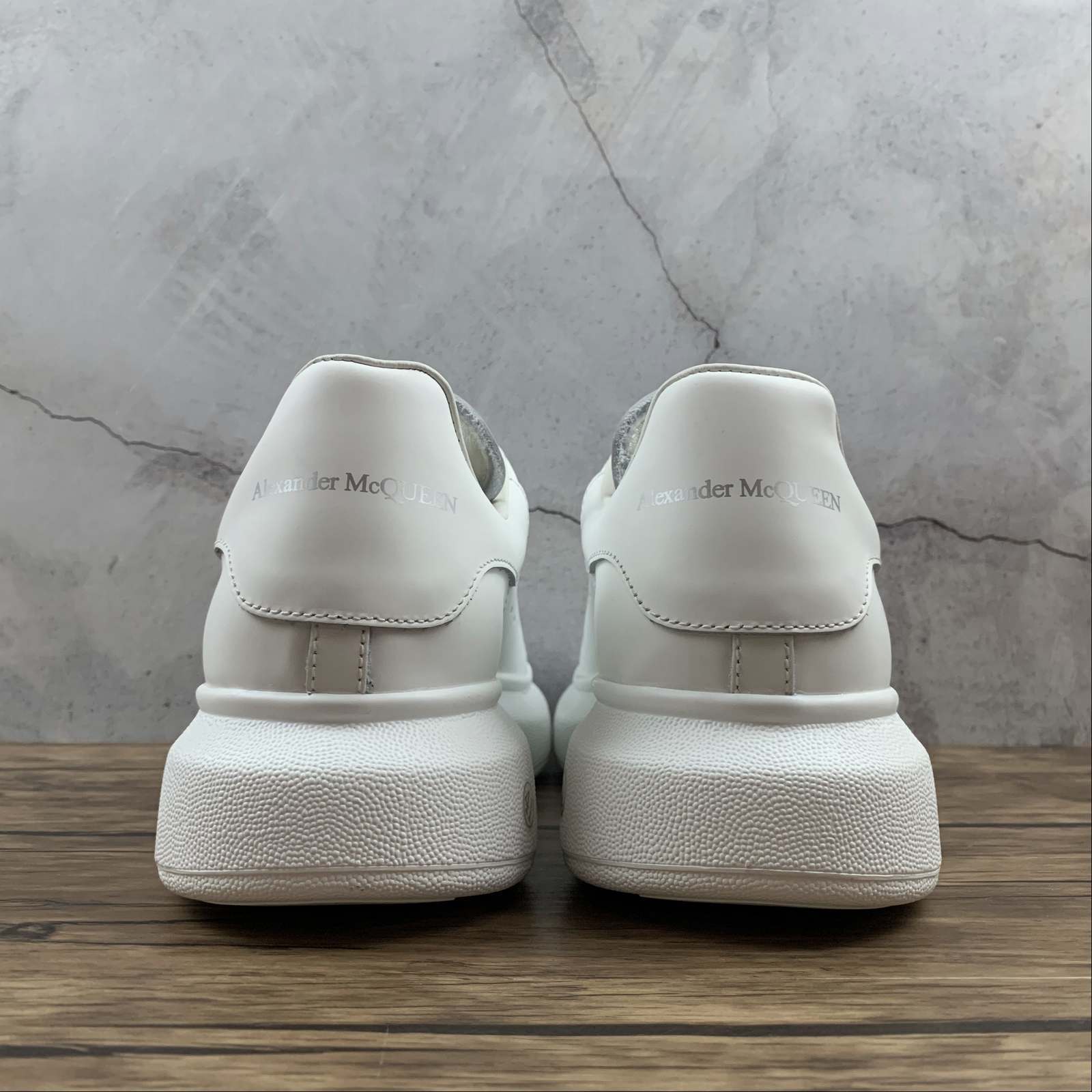 Alexander McQueen Oversize Total White - Imagen 2