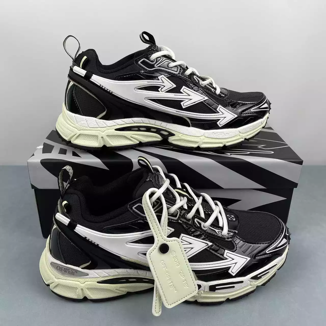 OFF-WHITE Be Right Back Shadow Milk