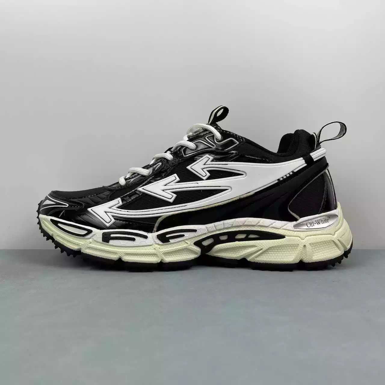 OFF-WHITE Be Right Back Shadow Milk - Imagen 3