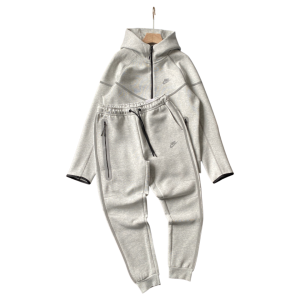 Chándal Nike Tech Fleece reflectante gris