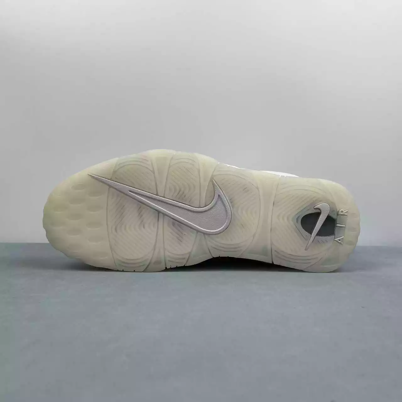 Nike Air More Uptempo “Scribble" - Imagen 8