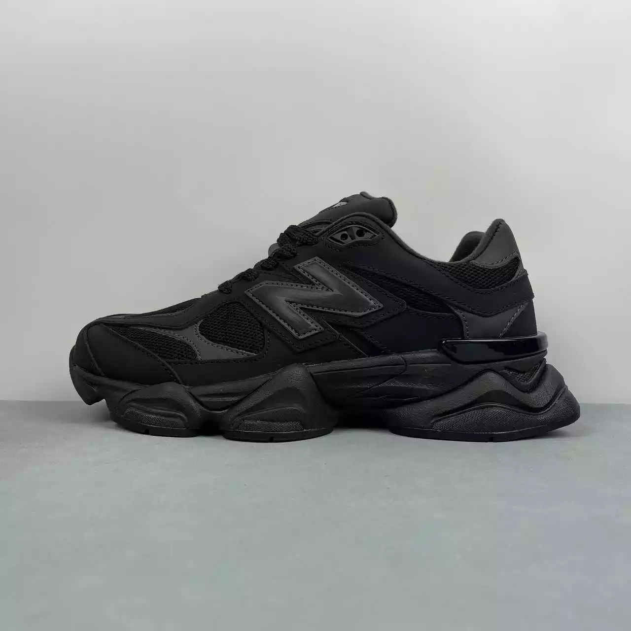 New Balance 9060 Abzorb full negras - Imagen 4