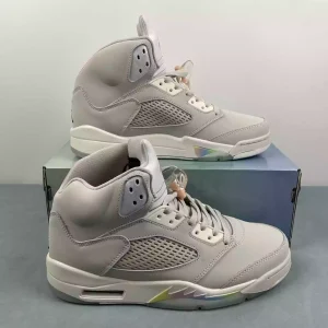 Nike Air Jordan 5 Retro grey