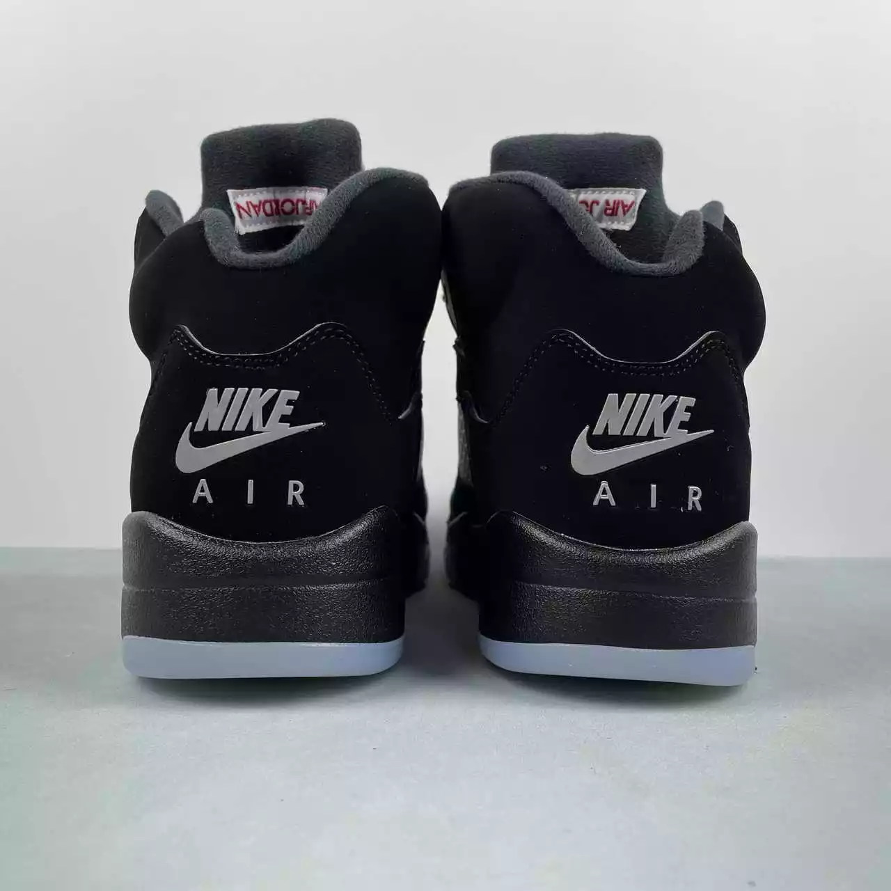 Nike Air Jordan 5 Retro Black Metallic - Imagen 3