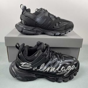 Balenciaga Track full negras letras blancas