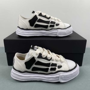 Maison Mihara Yasuhiro x Amiri blancas esqueleto