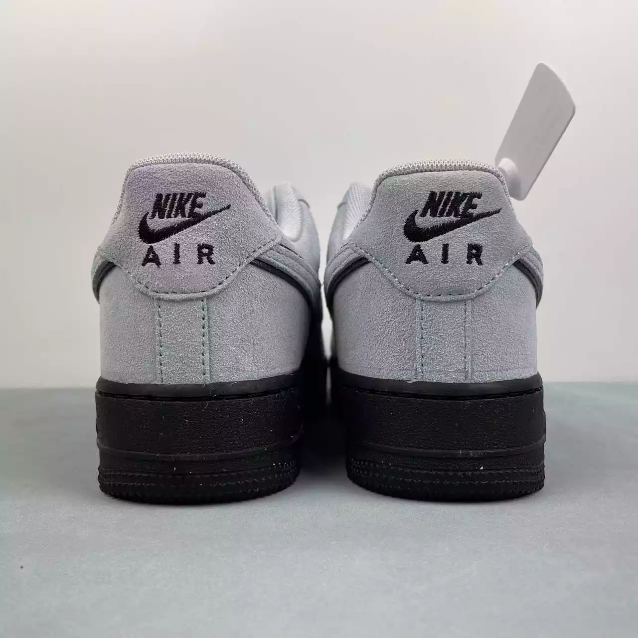 Nike Air Force 1 Low Light Smoke Grey Suede - Imagen 3