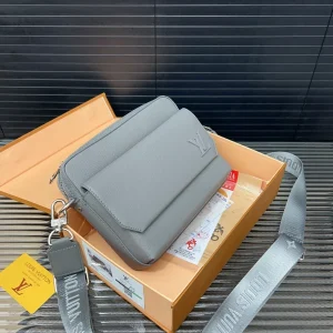 Bandolera Louis Vuitton gris (ENVÍO 72 HORAS)