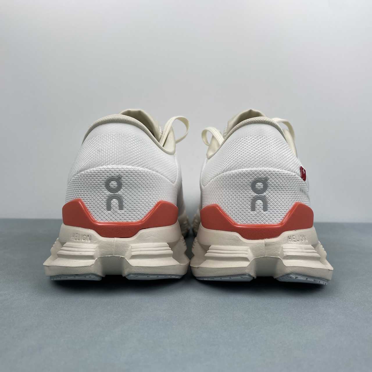 On Cloud X 4 white orange - Imagen 3