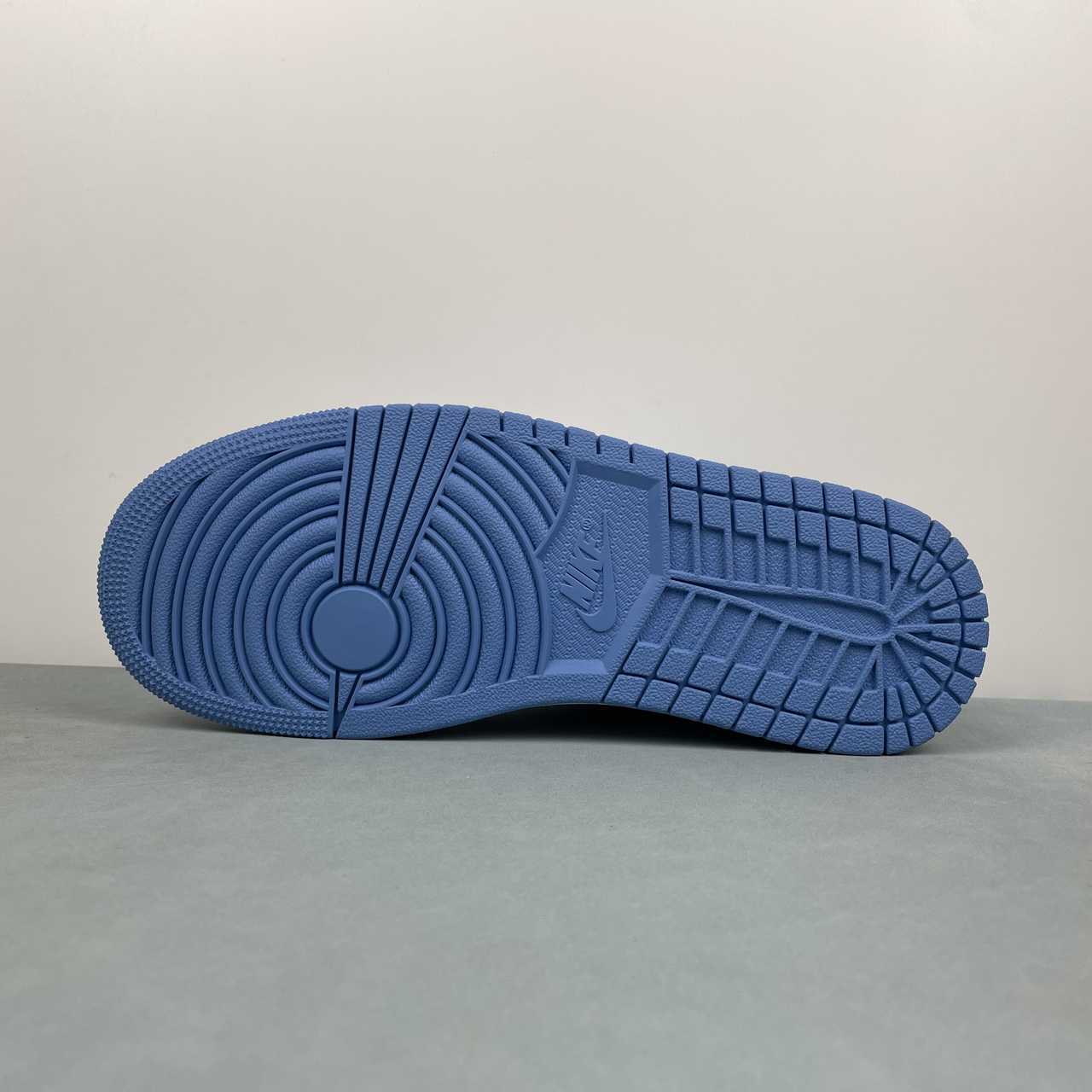 Nike Air Jordan 1 Low UNC Azul Celeste y Blanco - Imagen 4