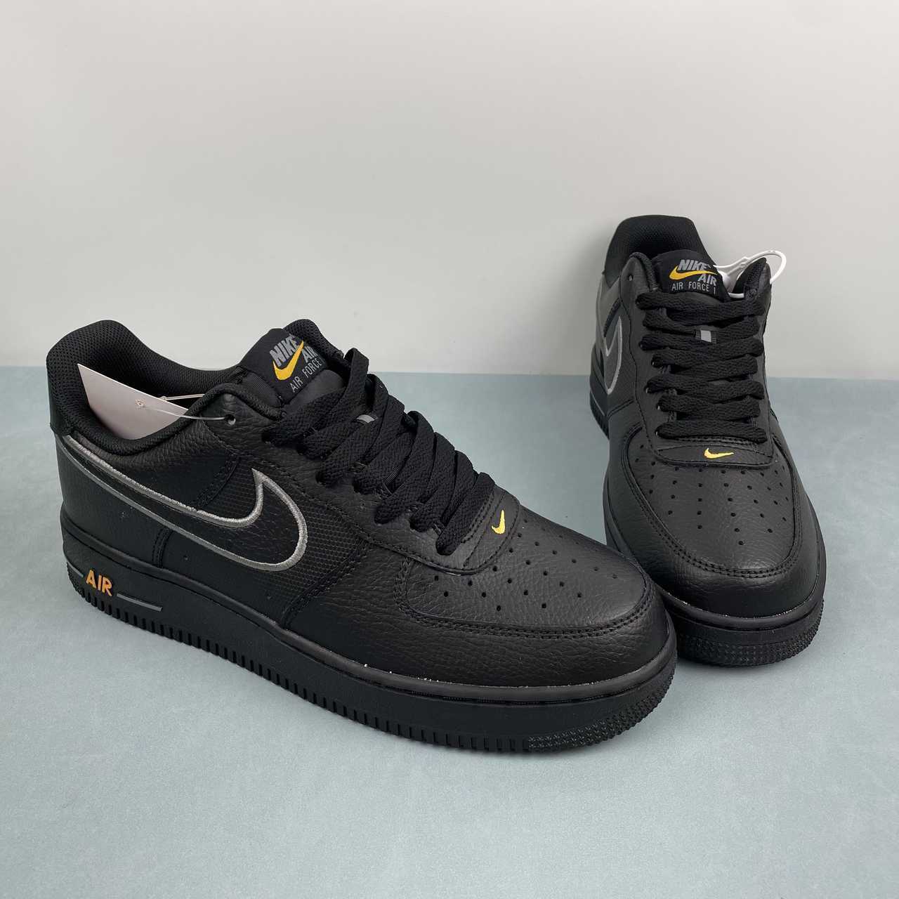 Nike Air Force 1 Low Black - Imagen 2