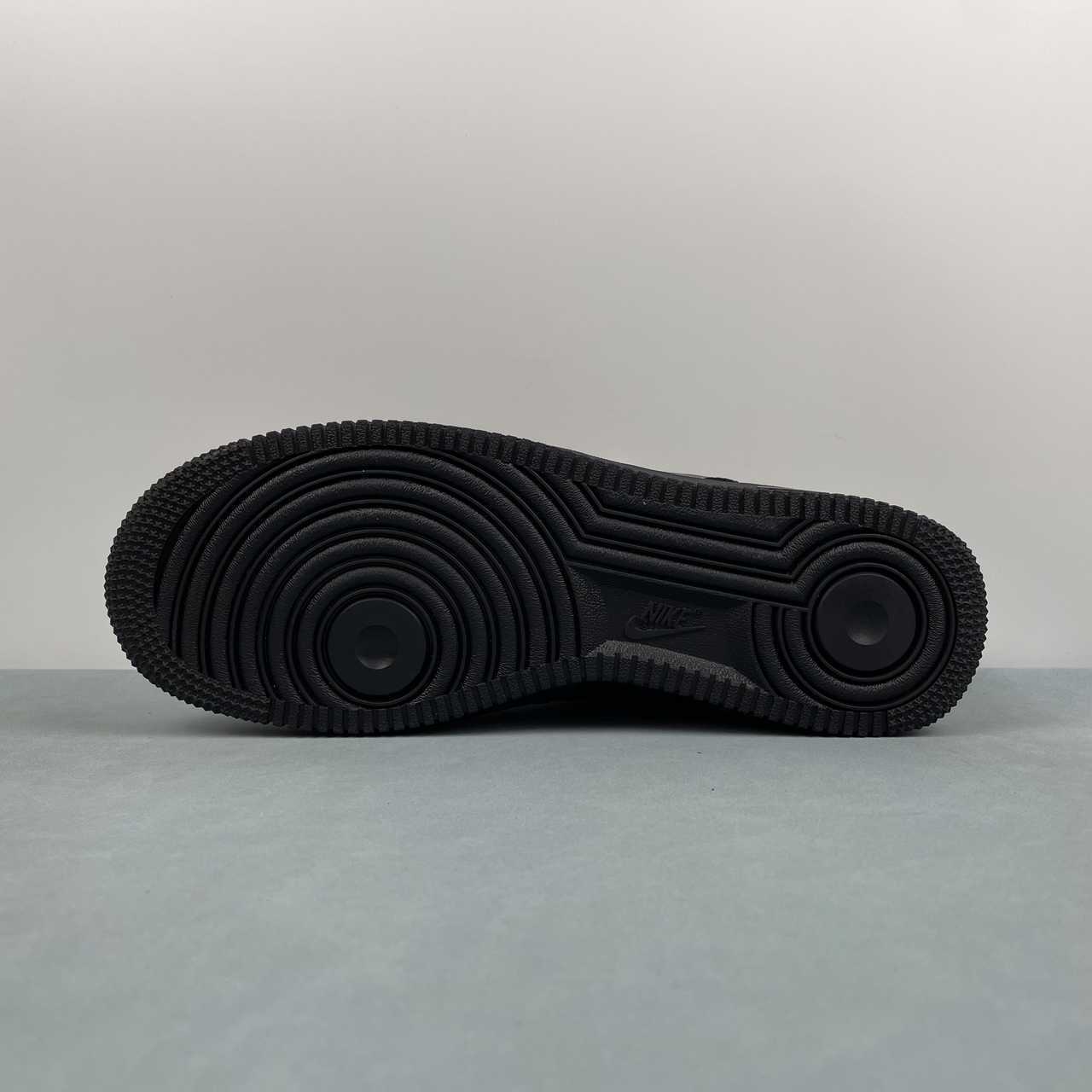 Nike Air Force 1 Low Black - Imagen 4