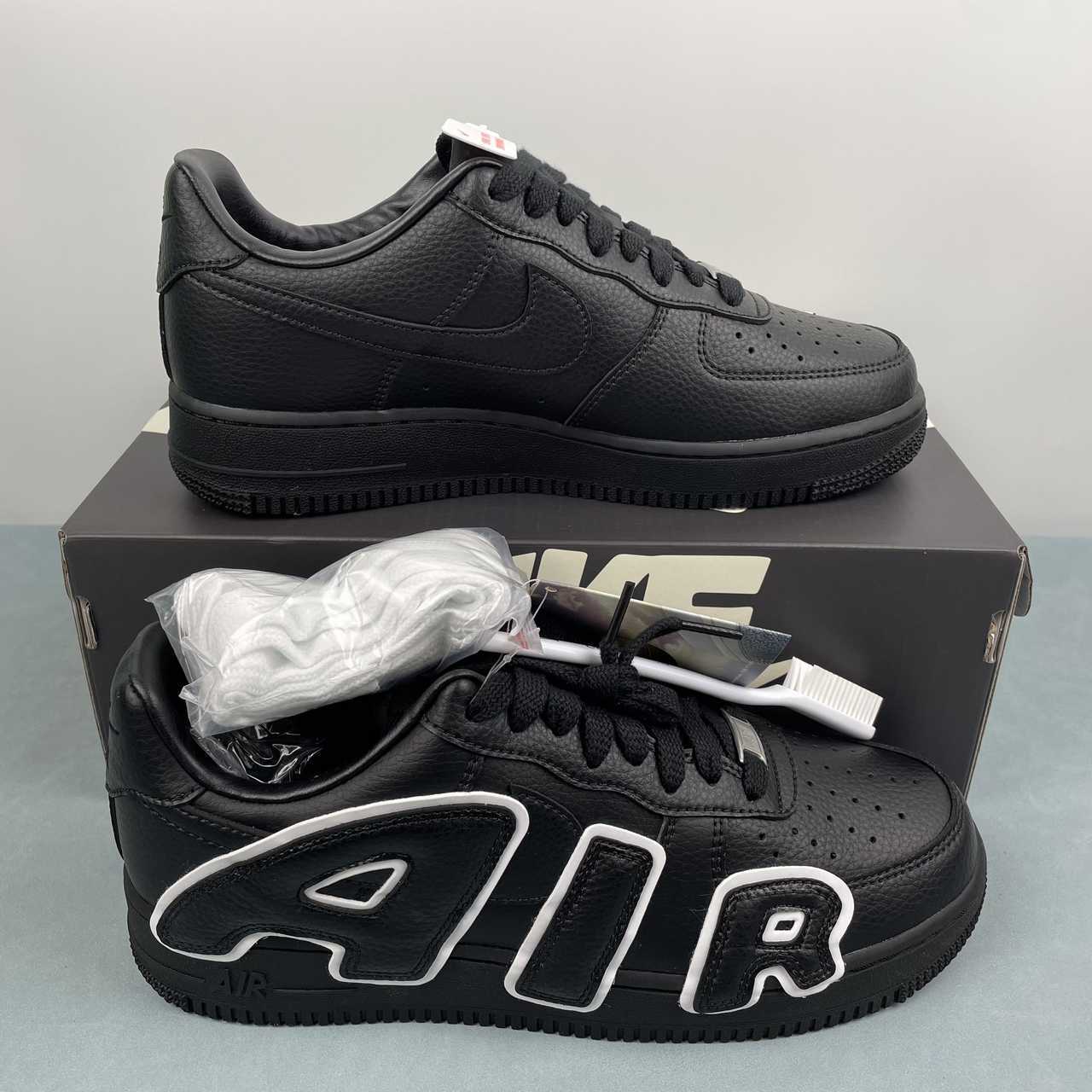 Nike Air Force 1 Low Air More Uptempo Black
