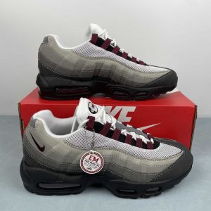 Nike Air Max 95 Burgundy Crush