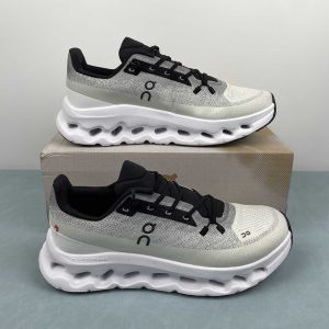 On Cloudtilt white black