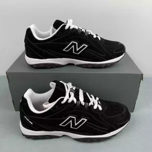NEW BALANCE 204L black