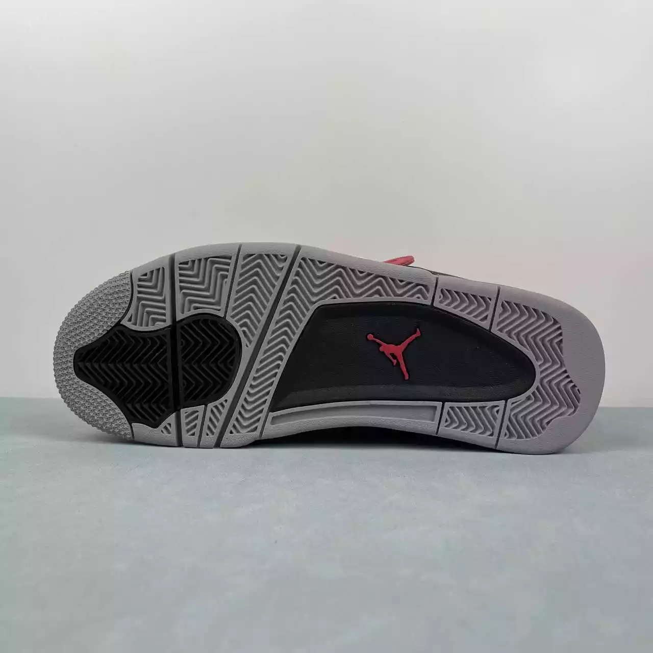 Air Jordan 4 Retro red black - Imagen 4