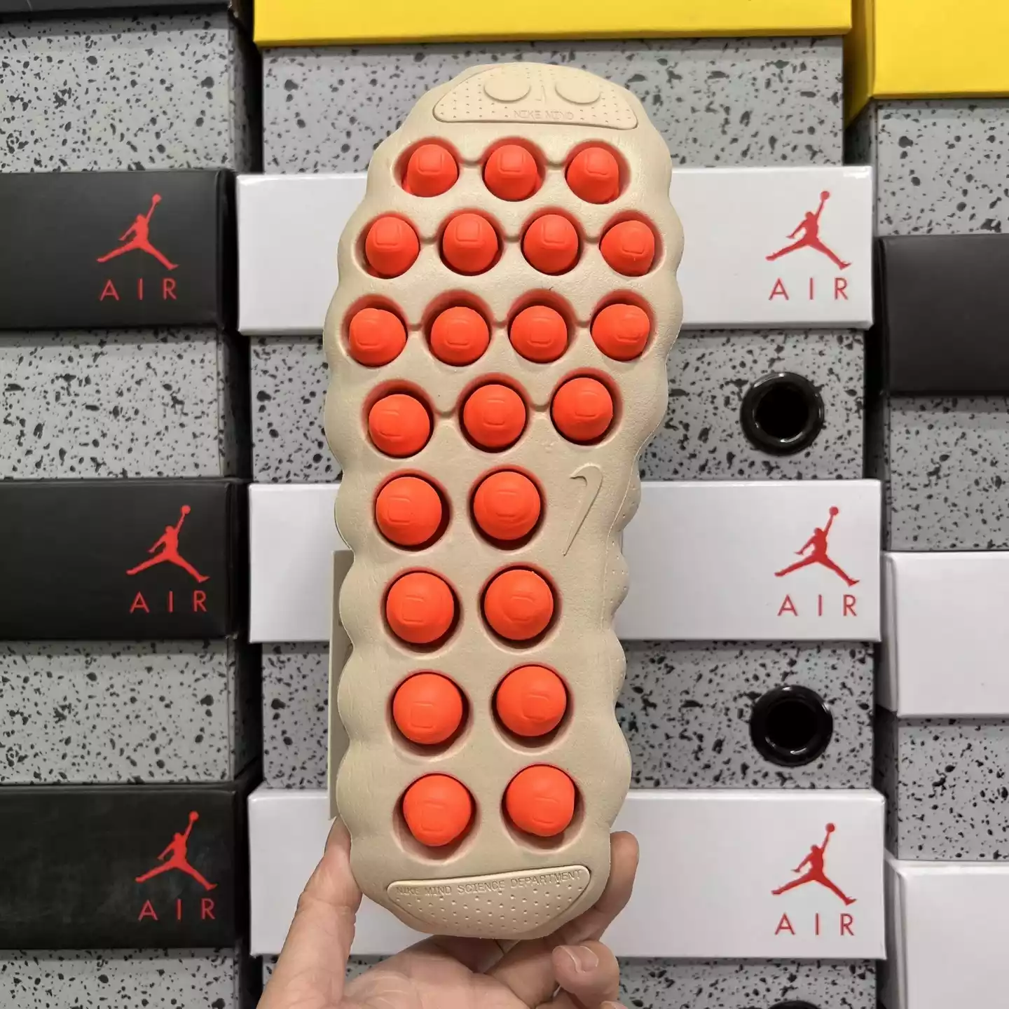 Nike Mind 002 beige - Imagen 4