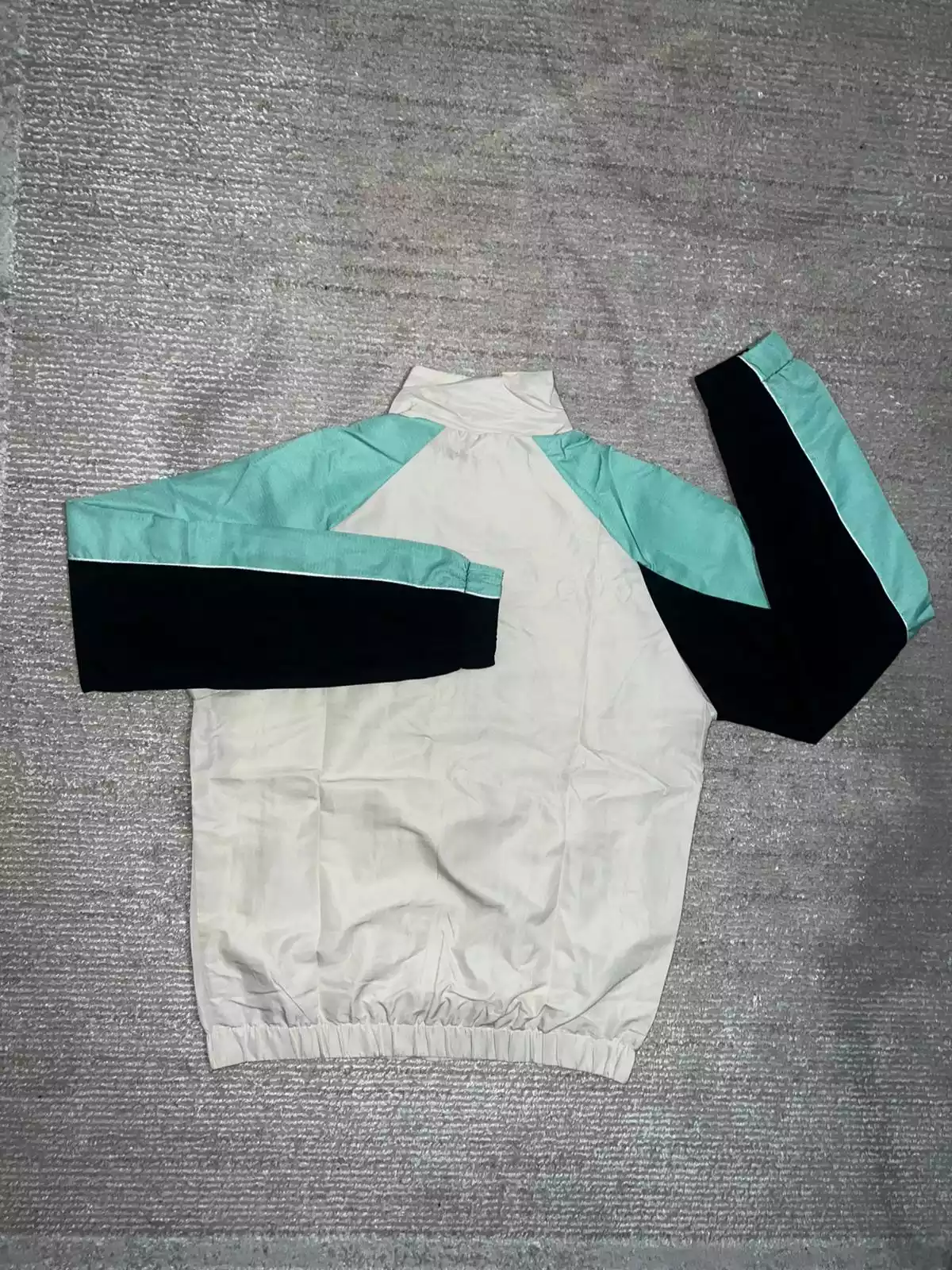 Chándal Lacoste 3colores ENVÍO 72 HORAS - Imagen 3
