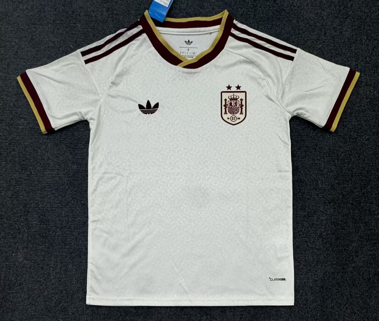 Camiseta España visitante 2026 2 estrellas