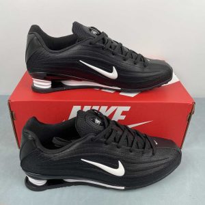 Nike Shox Z black white