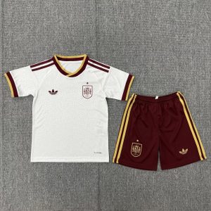 Conjunto corto niño España visitante 2026