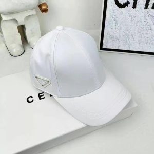 Gorra Prada blanca logo lateral (ENVÍO 72 HORAS)