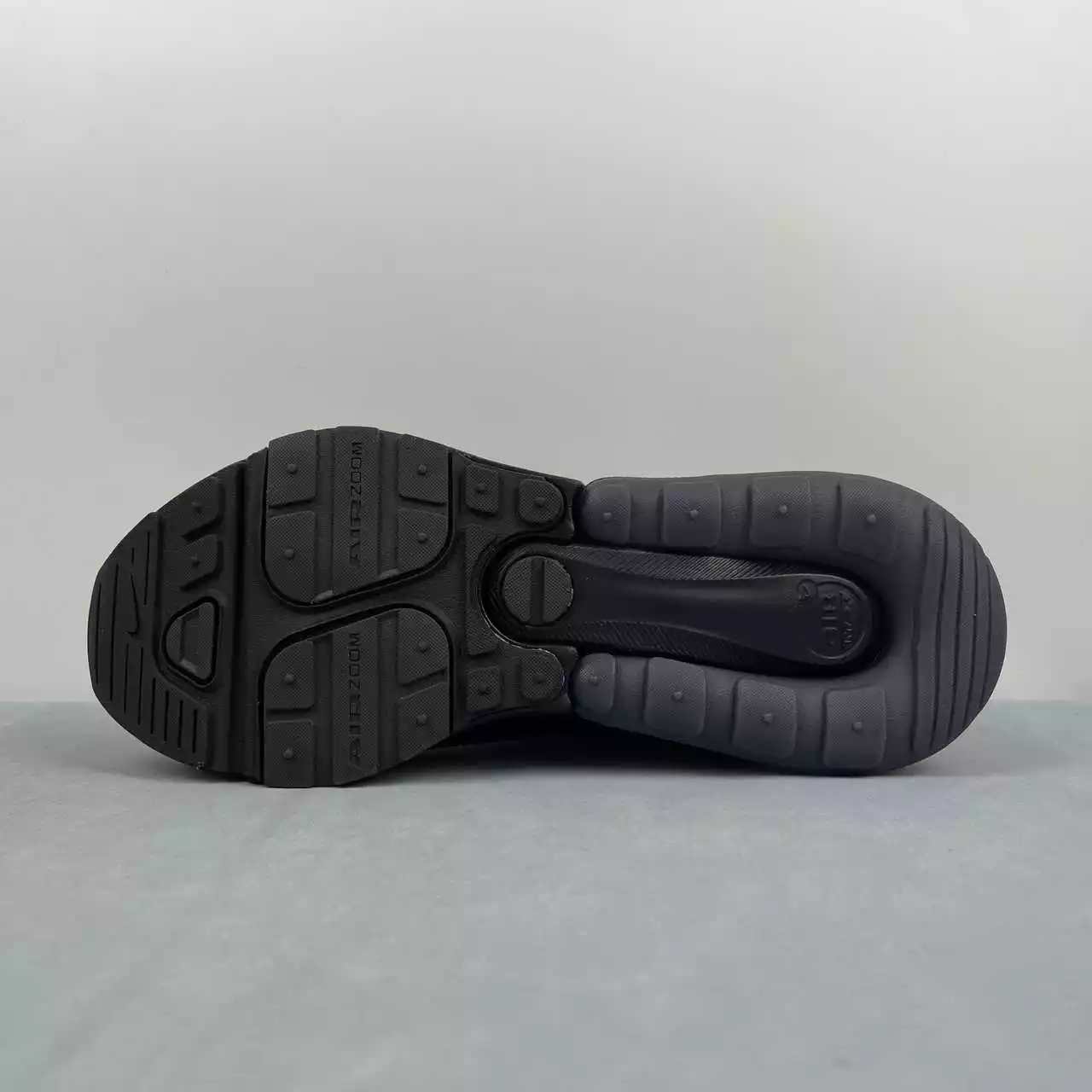 Nike Air Max 270 premium black - Imagen 2