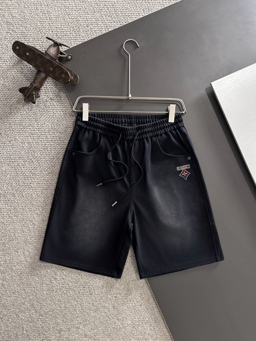 Pantalón corto Louis Vuitton Efecto desgaste