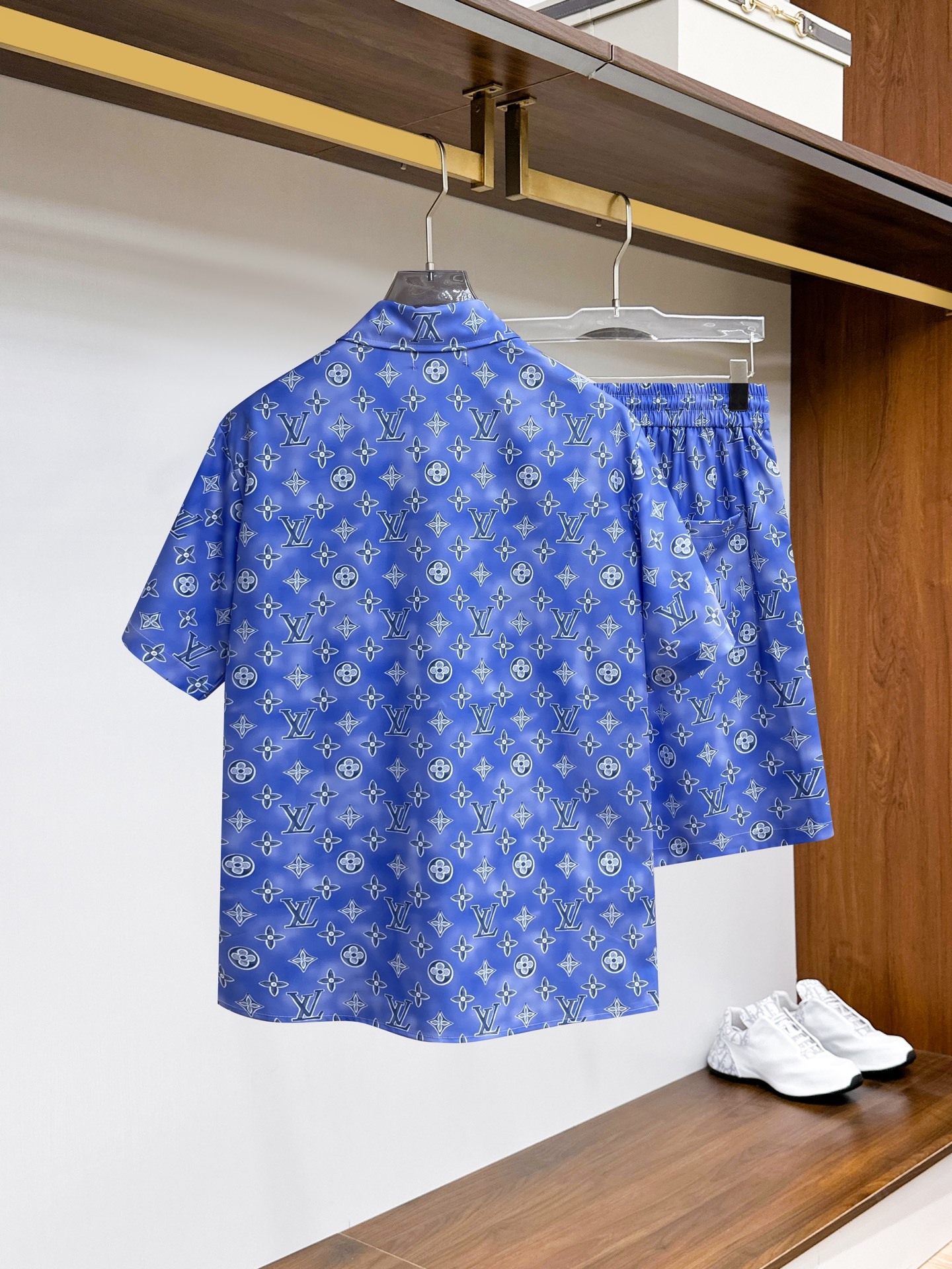 Conjunto corto Louis Vuitton azul - Imagen 2