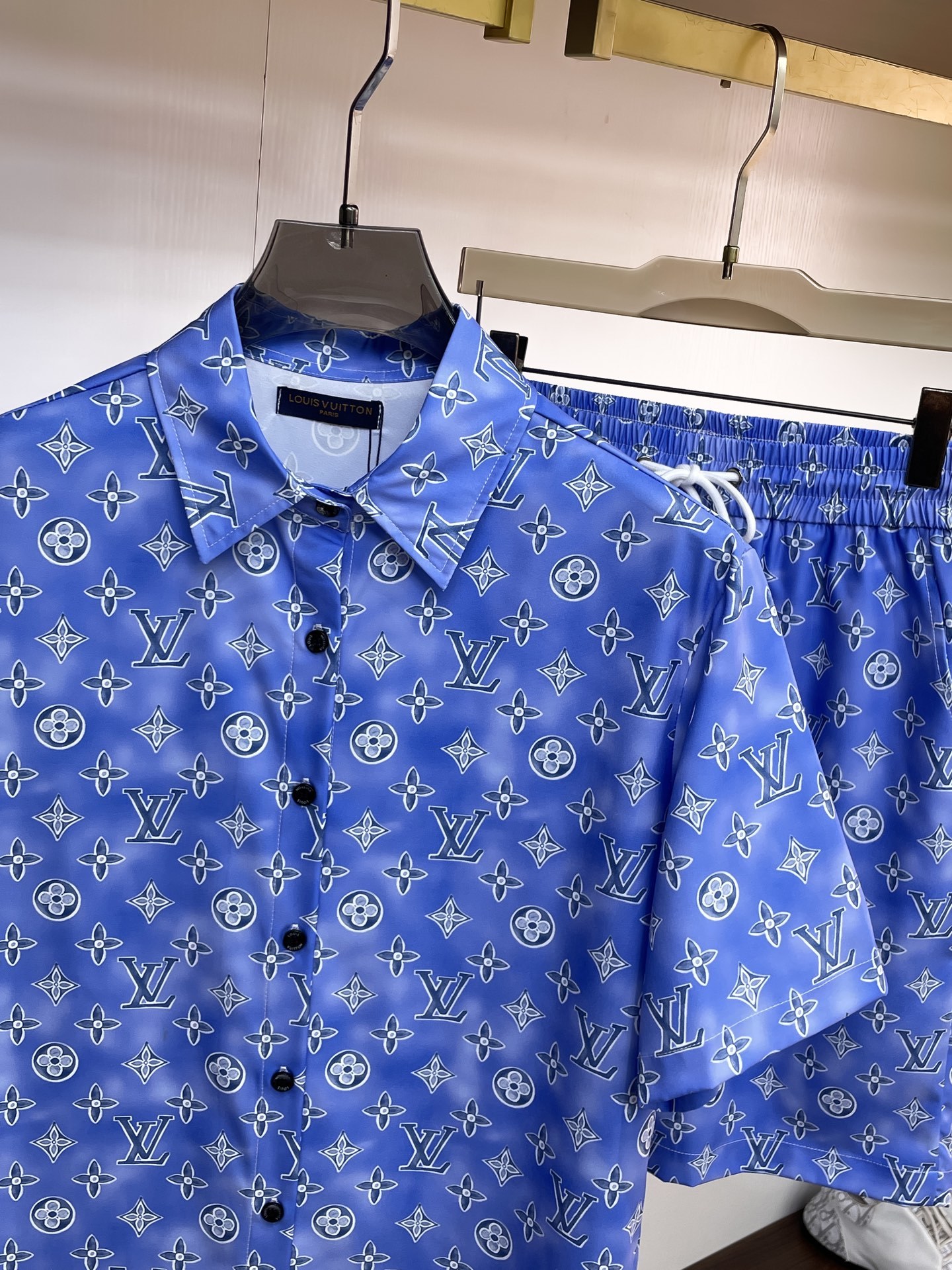 Conjunto corto Louis Vuitton azul - Imagen 3