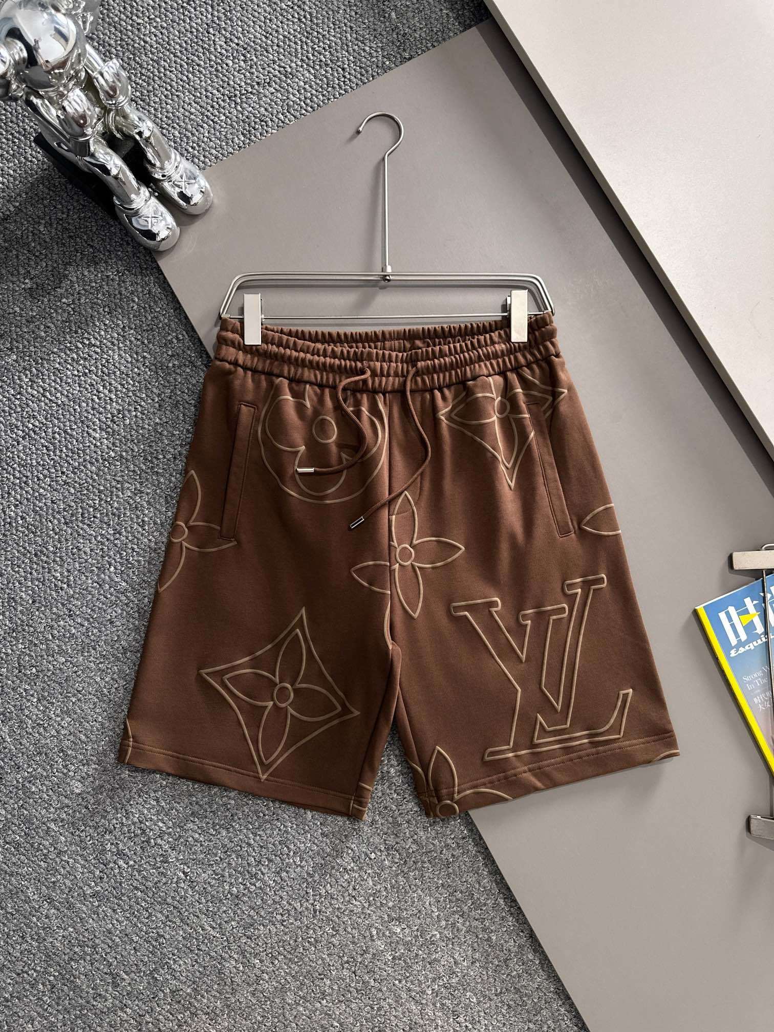 Pantalón corto Louis Vuitton Big Logos - Imagen 6