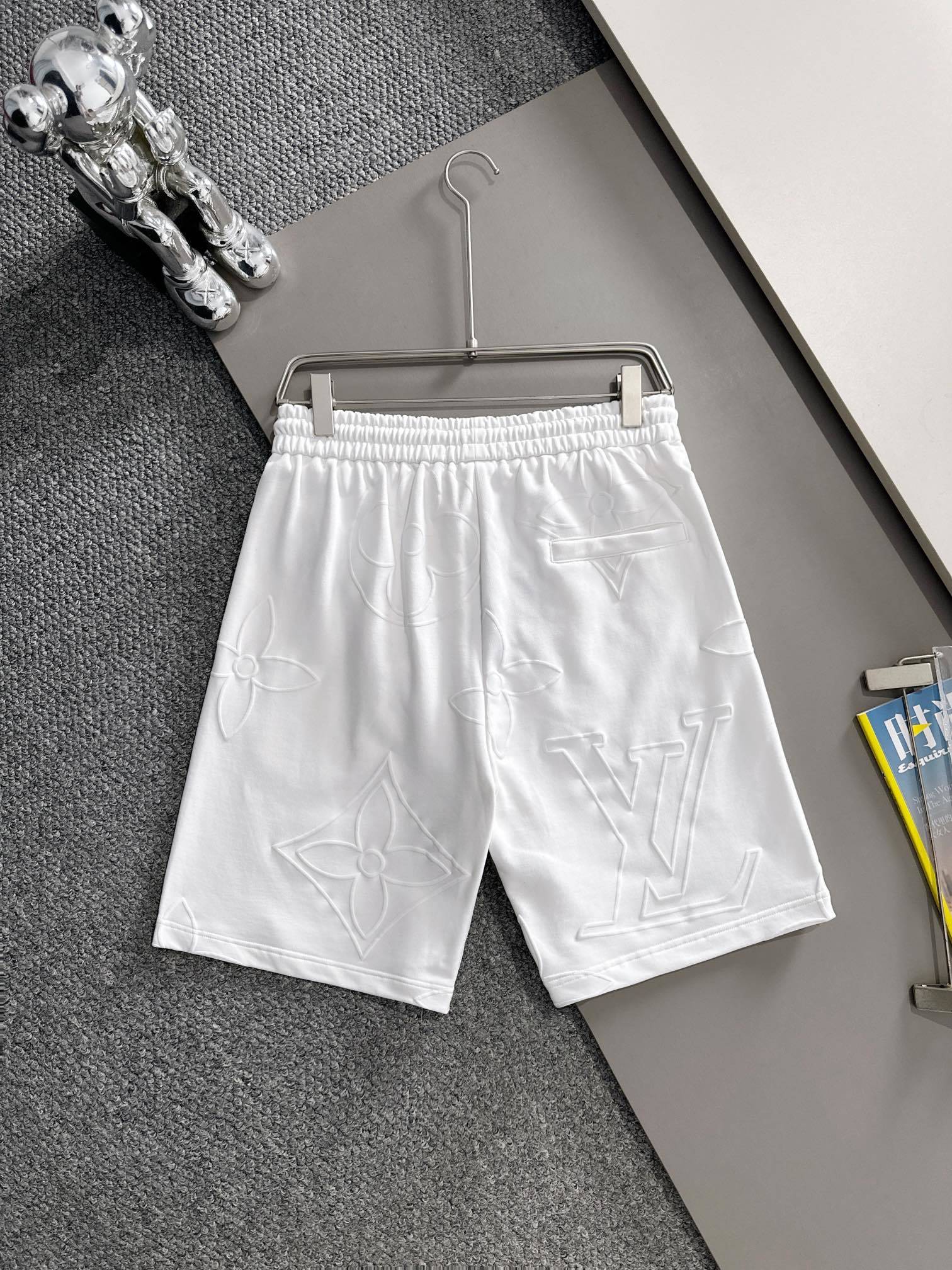 Pantalón corto Louis Vuitton Big Logos - Imagen 9