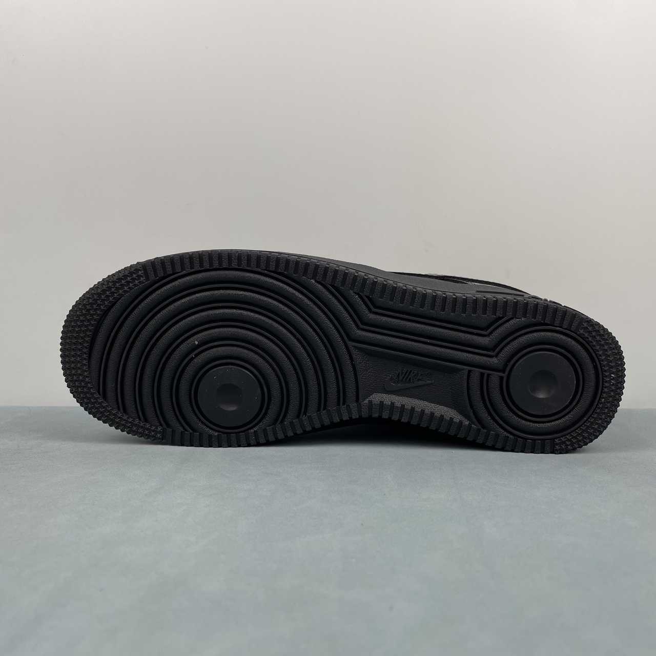 Nike Air Force 1 negro- Matte & glossy - Imagen 4