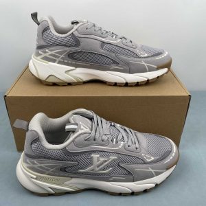 Louis Vuitton Tatic grey G5