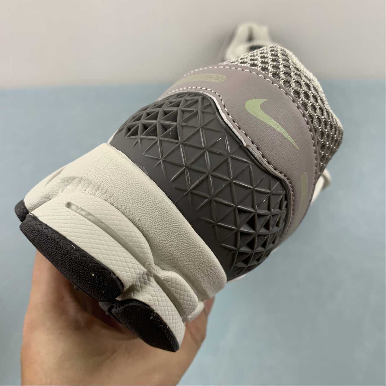 Nike Zoom Vomero 5 grey - Imagen 2