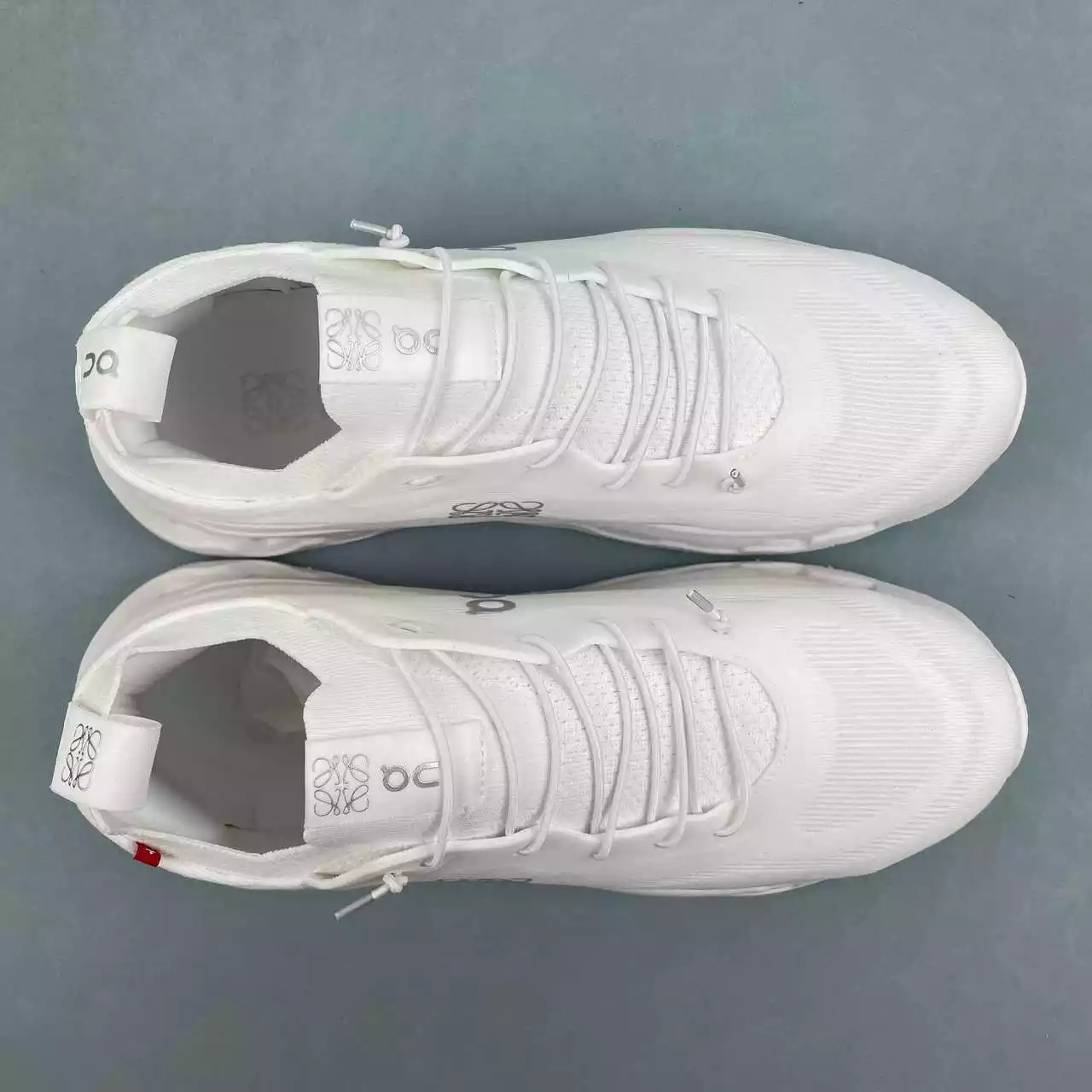 On x Loewe Cloudtilt triple white - Imagen 5