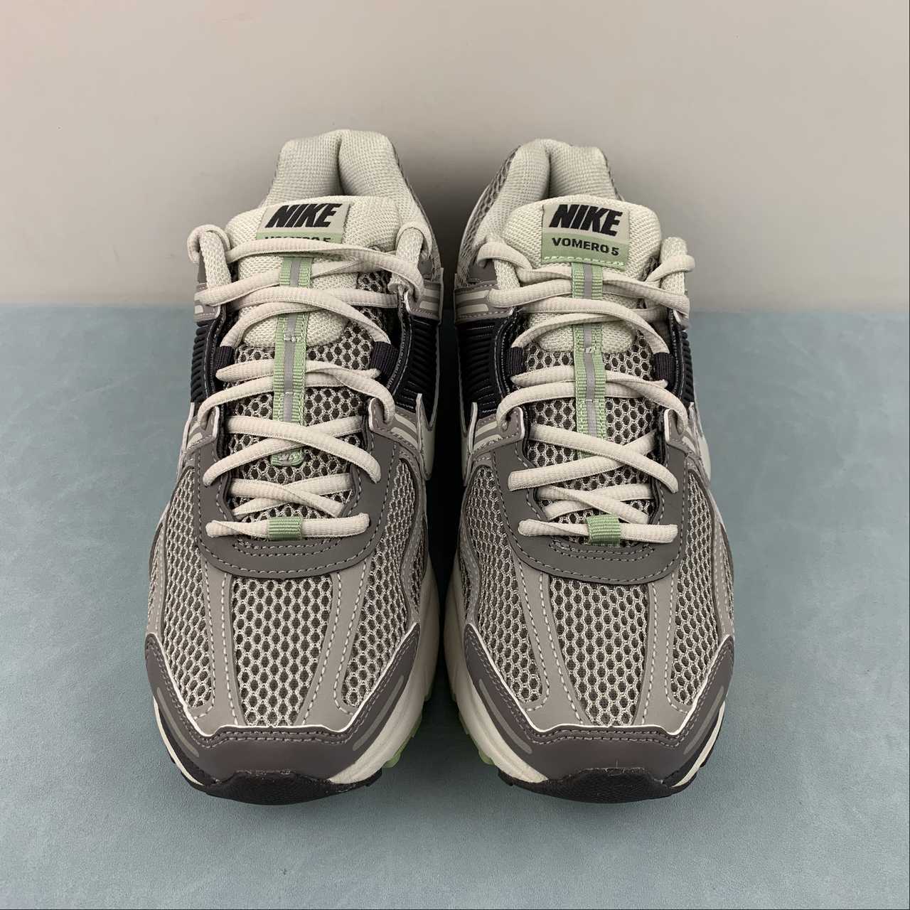 Nike Zoom Vomero 5 grey - Imagen 4