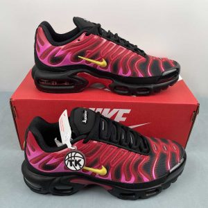 Nike Air Max Plus TN SUPREME black