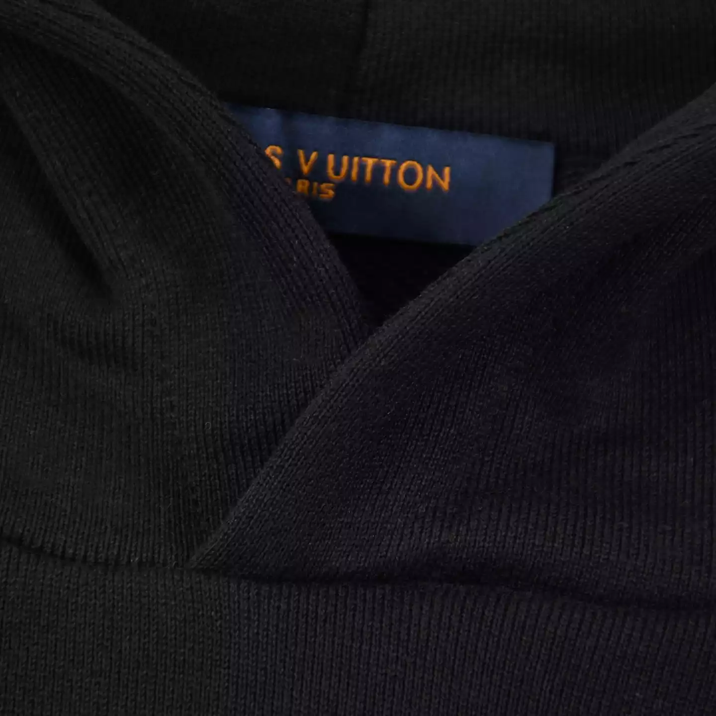 Sudadera con capucha Louis Vuitton negra - Imagen 4